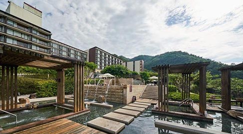 溫泉設施